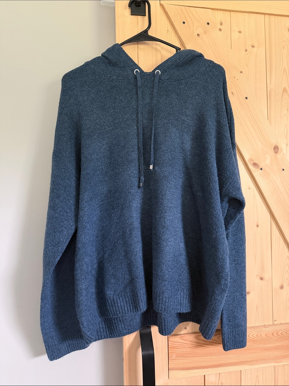 CeCe Women’s Crewneck Hooded Sweater in Slate Blue